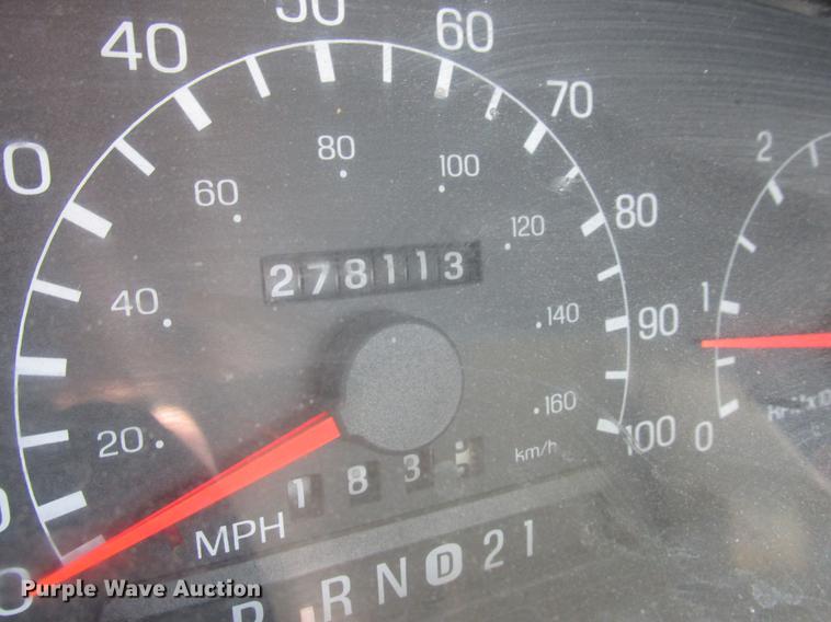 image for item DD8468 2000 Ford F250 Super Duty pickup truck