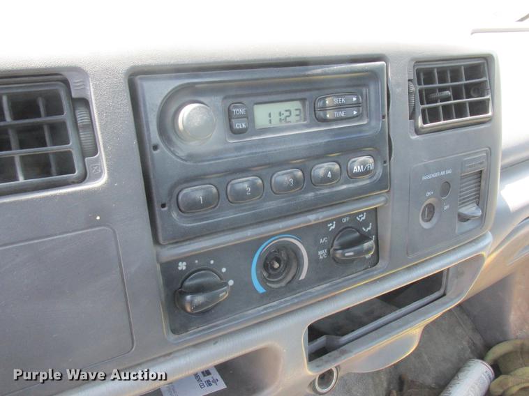 image for item DD8468 2000 Ford F250 Super Duty pickup truck