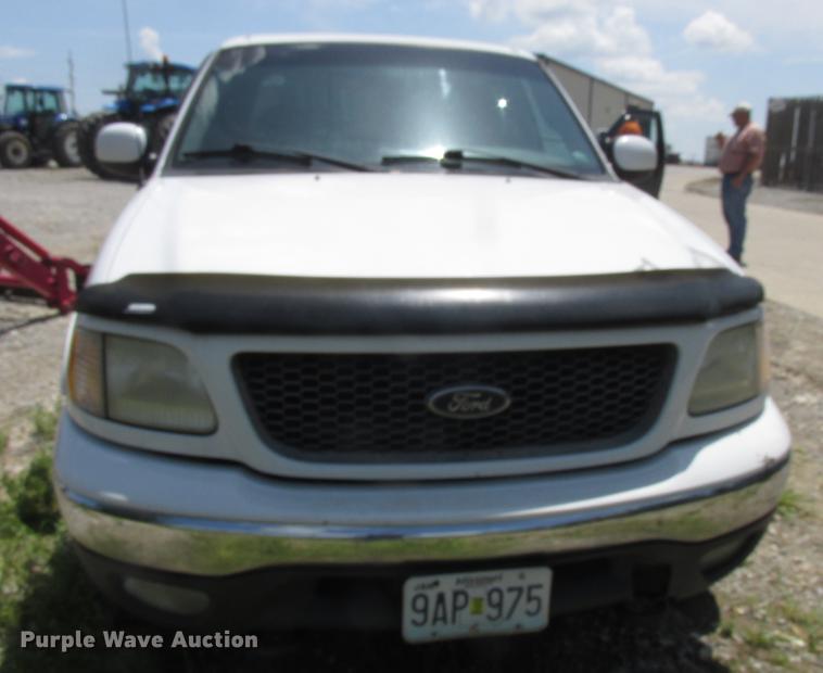 image for item DD8469 2001 Ford F150 SuperCrew pickup truck