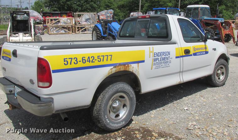 image for item DD8470 2004 Ford F150 pickup truck