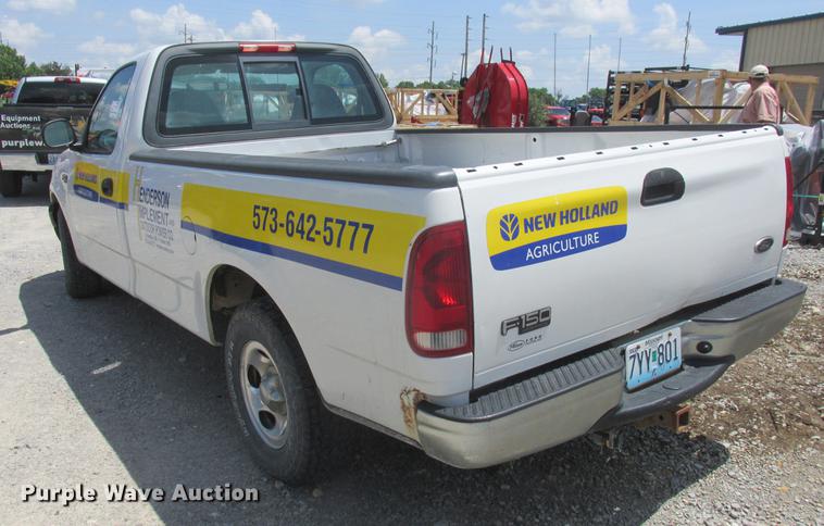 image for item DD8470 2004 Ford F150 pickup truck