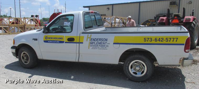 image for item DD8470 2004 Ford F150 pickup truck