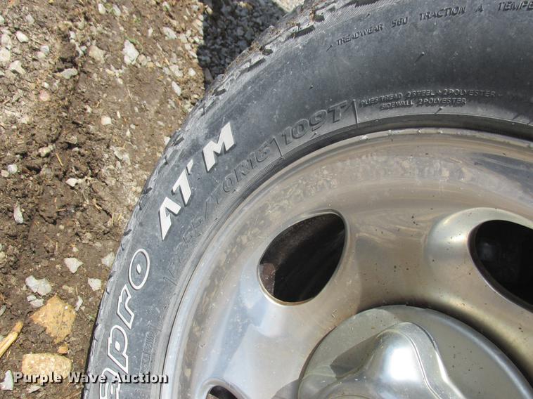 image for item DD8470 2004 Ford F150 pickup truck