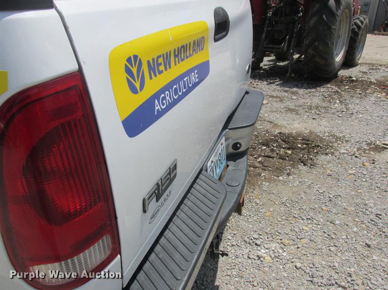 image for item DD8470 2004 Ford F150 pickup truck