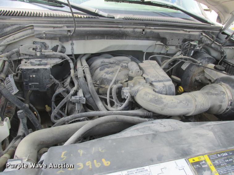 image for item DD8470 2004 Ford F150 pickup truck