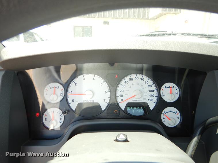 image for item DE1704 2006 Dodge Ram 2500 Quad Cab utility bed pickup truck