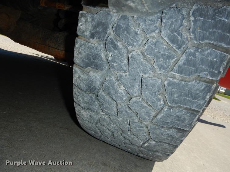 image for item DE1704 2006 Dodge Ram 2500 Quad Cab utility bed pickup truck