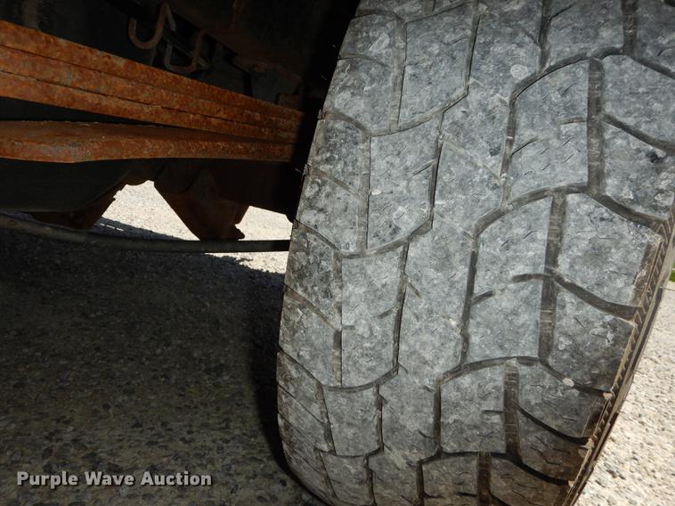 image for item DE1704 2006 Dodge Ram 2500 Quad Cab utility bed pickup truck