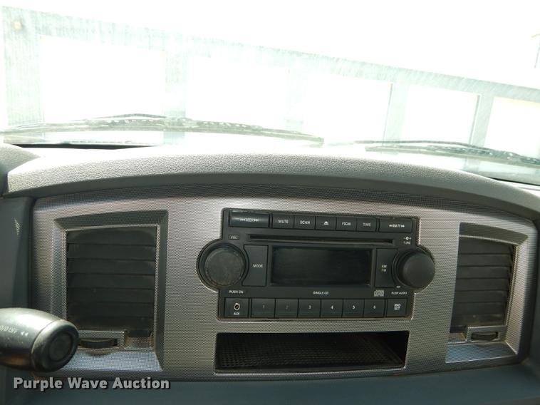 image for item DE1705 2007 Dodge Ram 2500 utility bed pickup truck