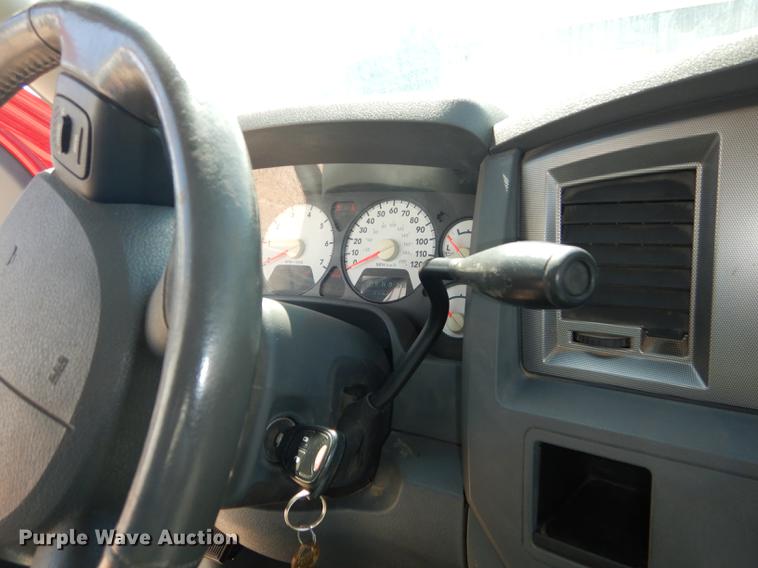 image for item DE1705 2007 Dodge Ram 2500 utility bed pickup truck