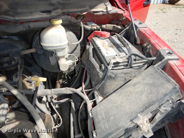 image for item DE1705 2007 Dodge Ram 2500 utility bed pickup truck