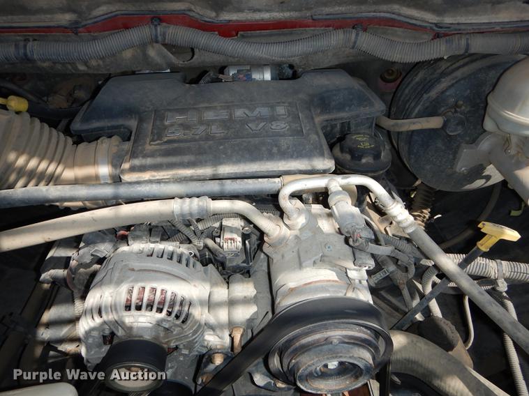 image for item DE1705 2007 Dodge Ram 2500 utility bed pickup truck