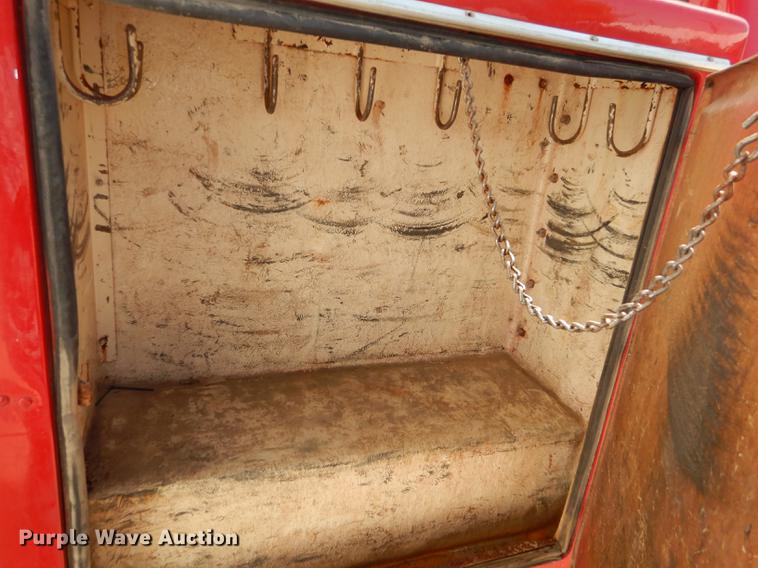 image for item DE1705 2007 Dodge Ram 2500 utility bed pickup truck