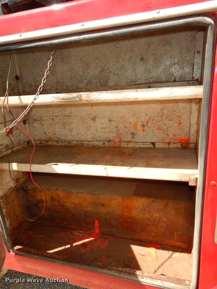 image for item DE1705 2007 Dodge Ram 2500 utility bed pickup truck