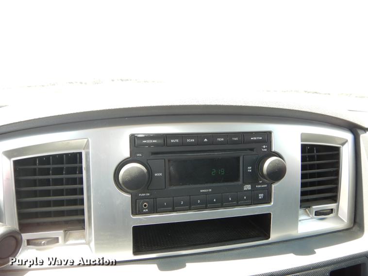 image for item DE1706 2009 Dodge Ram 2500 Quad Cab utility bed pickup truck