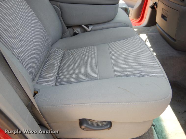 image for item DE1706 2009 Dodge Ram 2500 Quad Cab utility bed pickup truck