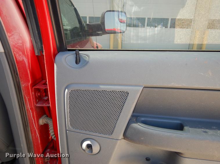 image for item DE1706 2009 Dodge Ram 2500 Quad Cab utility bed pickup truck