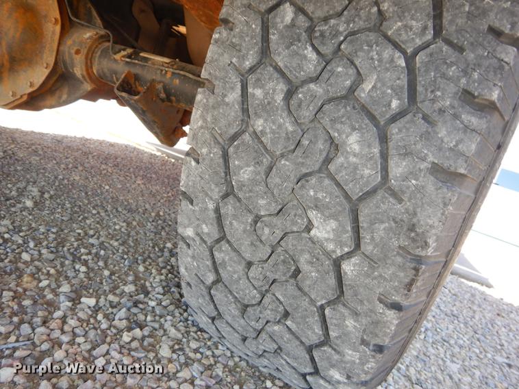 image for item DE1706 2009 Dodge Ram 2500 Quad Cab utility bed pickup truck