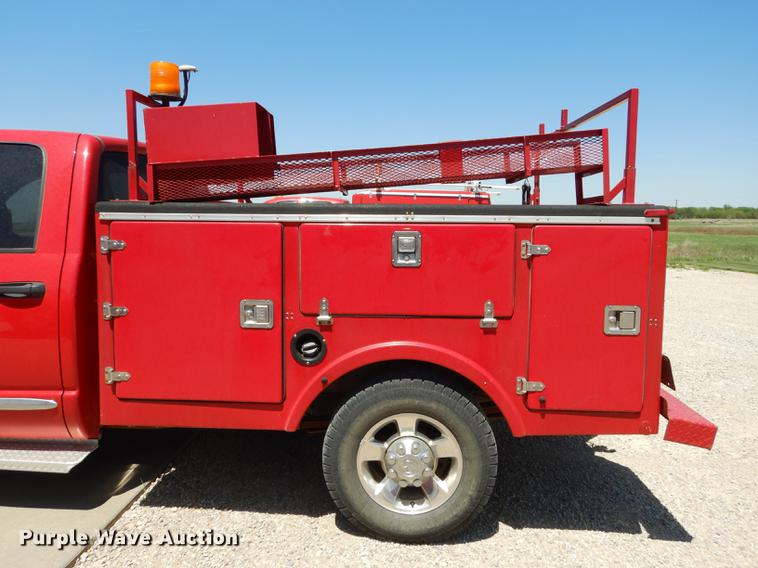 image for item DE1706 2009 Dodge Ram 2500 Quad Cab utility bed pickup truck