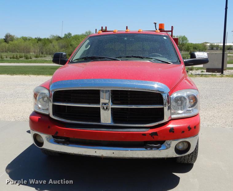 image for item DE1707 2009 Dodge Ram 2500 Quad Cab utility bed pickup truck