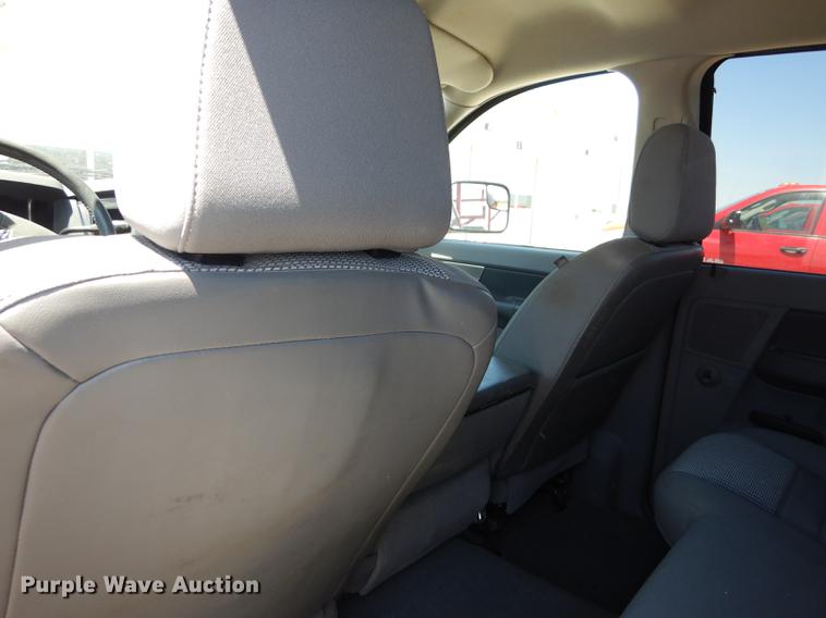 image for item DE1707 2009 Dodge Ram 2500 Quad Cab utility bed pickup truck