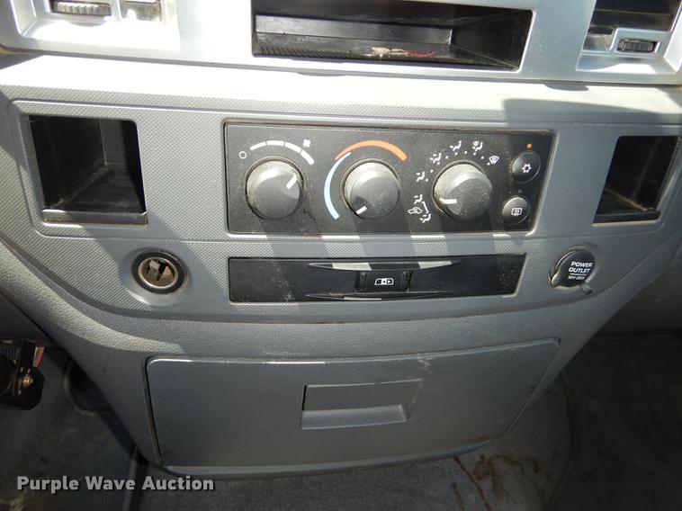 image for item DE1707 2009 Dodge Ram 2500 Quad Cab utility bed pickup truck