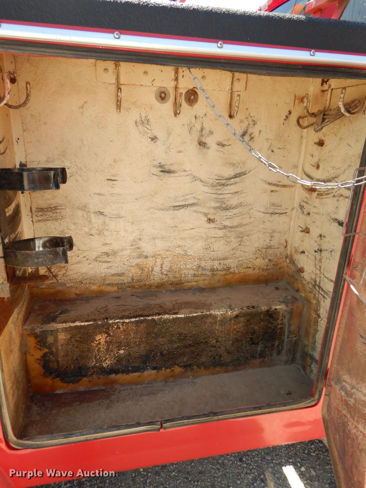 image for item DE1707 2009 Dodge Ram 2500 Quad Cab utility bed pickup truck