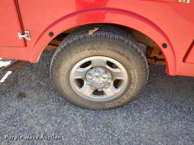 image for item DE1707 2009 Dodge Ram 2500 Quad Cab utility bed pickup truck