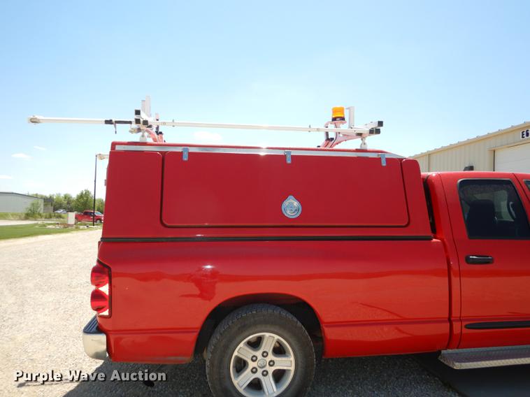 image for item DE1708 2008 Dodge Ram 1500 Quad Cab utility bed pickup truck