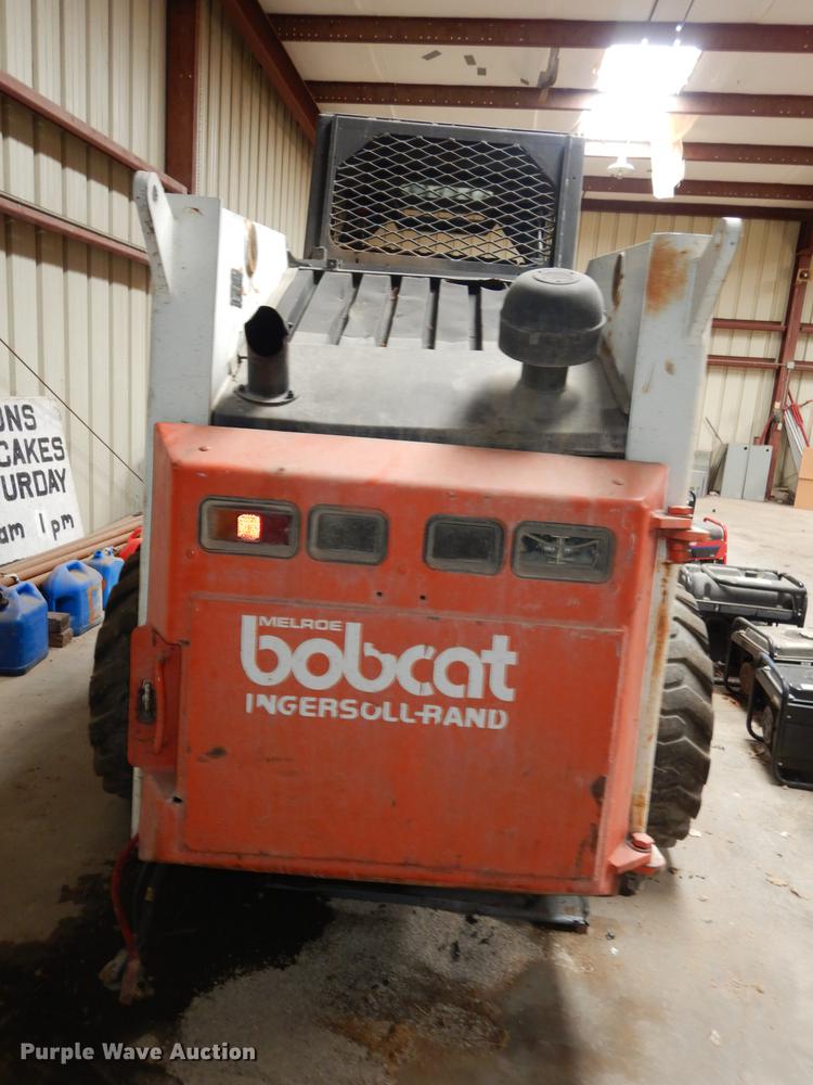 image for item DE1710 1999 Bobcat 963 skid steer