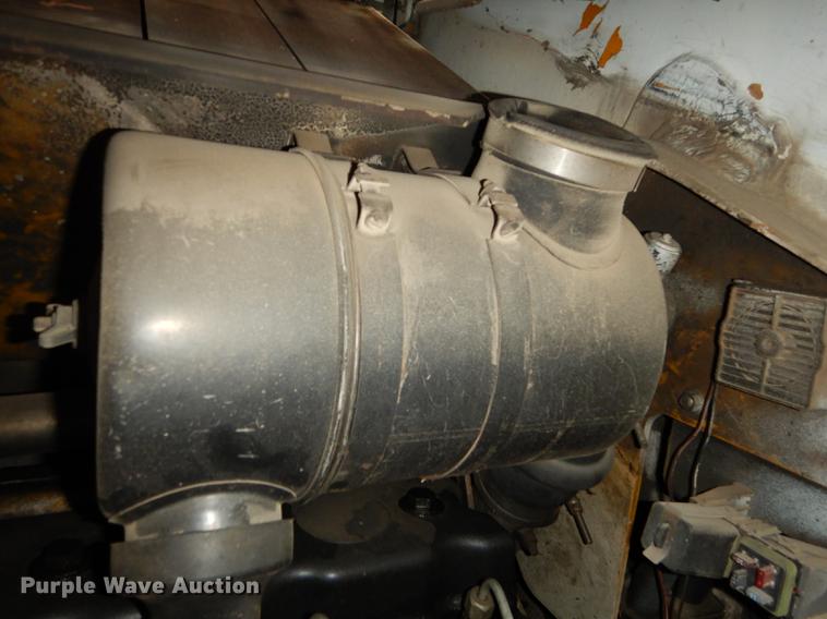 image for item DE1710 1999 Bobcat 963 skid steer