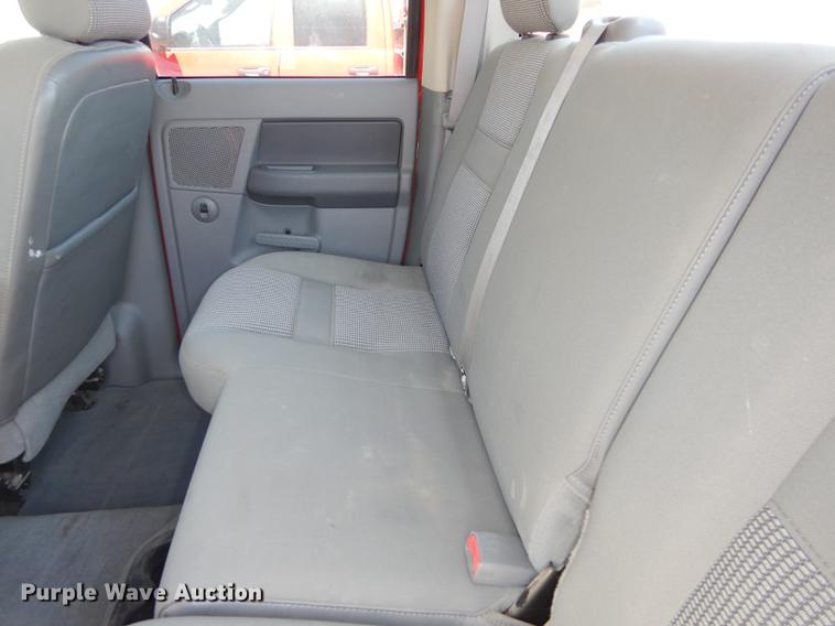 image for item DE1716 2006 Dodge Ram 2500 Quad Cab utility bed pickup truck