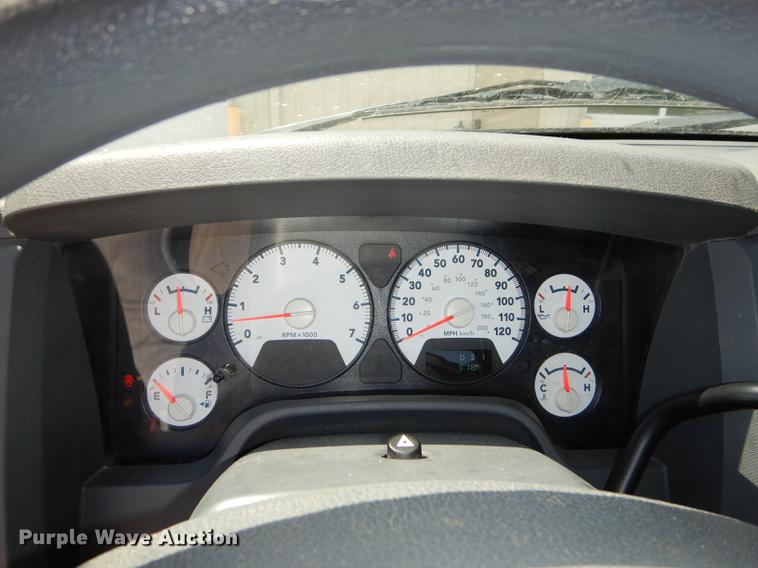 image for item DE1716 2006 Dodge Ram 2500 Quad Cab utility bed pickup truck