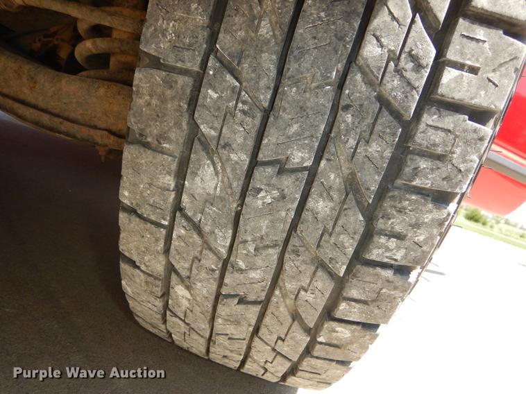 image for item DE1716 2006 Dodge Ram 2500 Quad Cab utility bed pickup truck