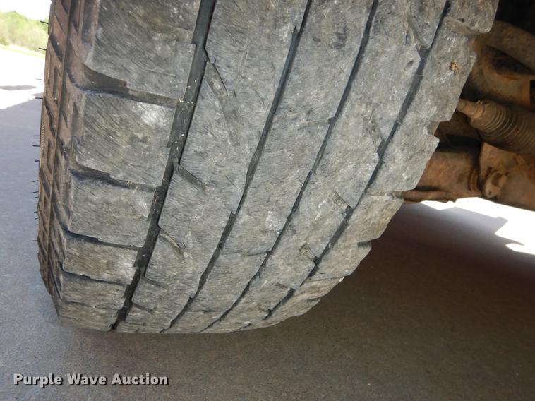 image for item DE1716 2006 Dodge Ram 2500 Quad Cab utility bed pickup truck