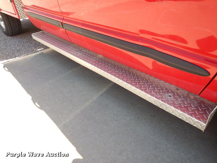 image for item DE1716 2006 Dodge Ram 2500 Quad Cab utility bed pickup truck