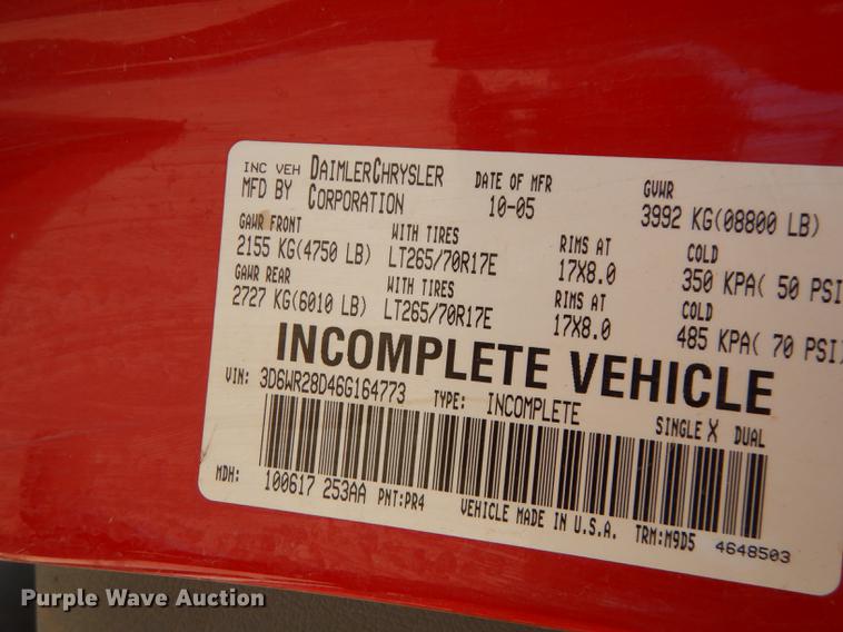 image for item DE1716 2006 Dodge Ram 2500 Quad Cab utility bed pickup truck