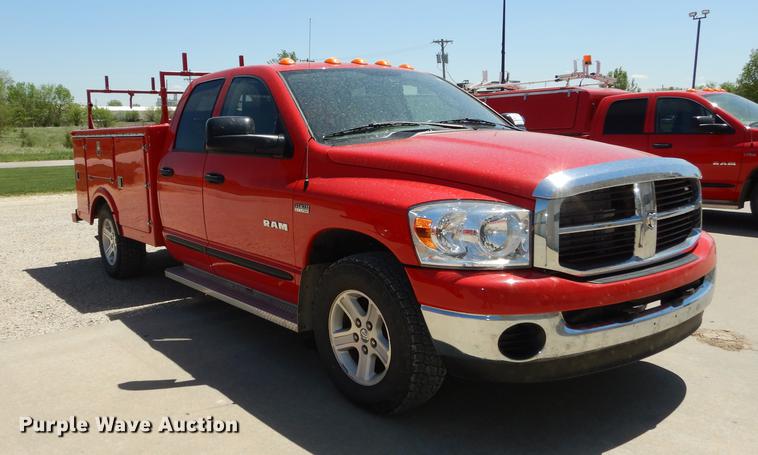 image for item DE1717 2008 Dodge Ram 1500 Quad Cab utility bed pickup truck