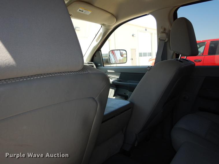 image for item DE1718 2008 Dodge Ram 2500 Quad Cab pickup truck