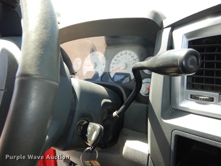 image for item DE1718 2008 Dodge Ram 2500 Quad Cab pickup truck