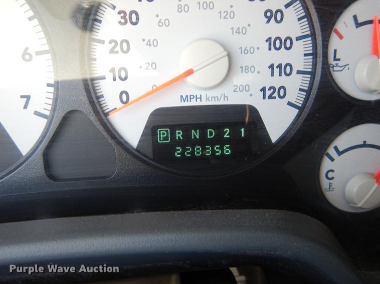 image for item DE1718 2008 Dodge Ram 2500 Quad Cab pickup truck