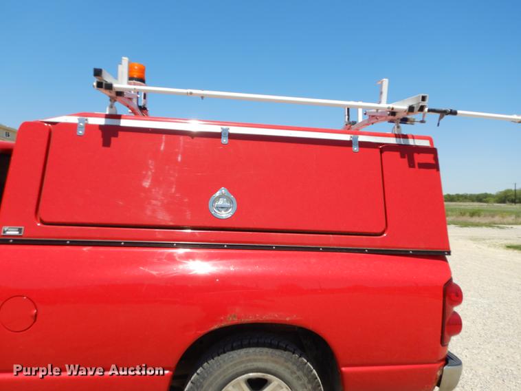 image for item DE1718 2008 Dodge Ram 2500 Quad Cab pickup truck