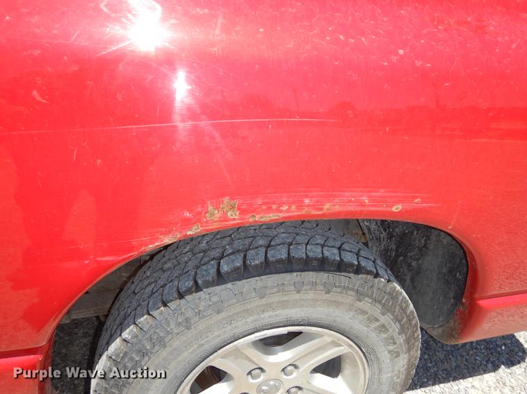 image for item DE1718 2008 Dodge Ram 2500 Quad Cab pickup truck