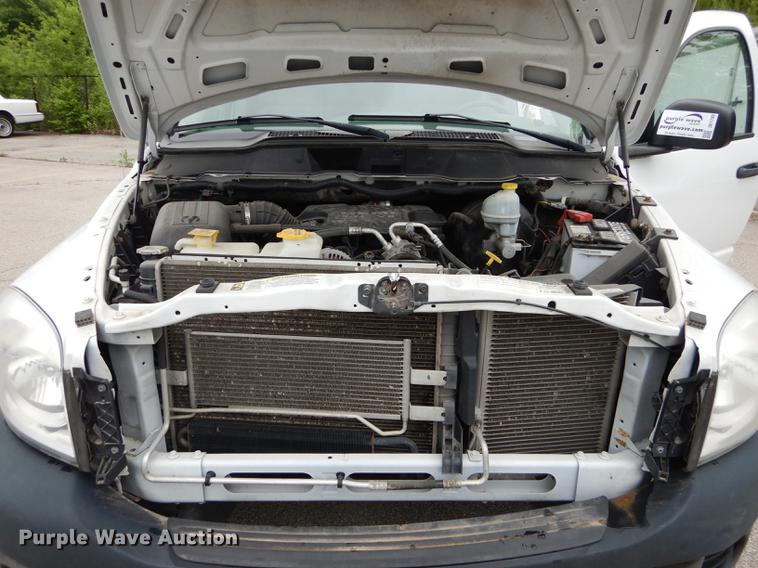 image for item DE1730 2008 Dodge Ram 2500 utility bed pickup truck