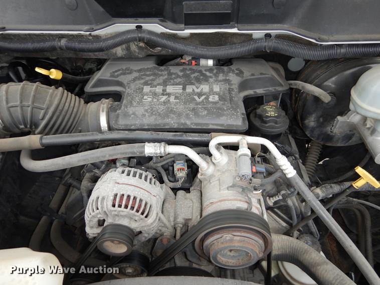 image for item DE1730 2008 Dodge Ram 2500 utility bed pickup truck