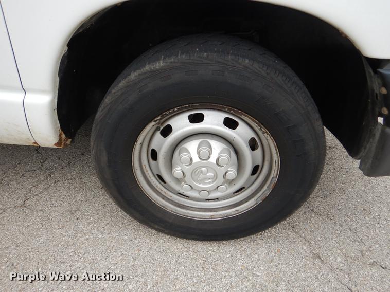 image for item DE1730 2008 Dodge Ram 2500 utility bed pickup truck