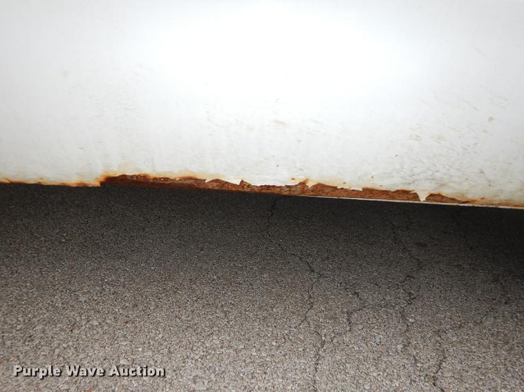 image for item DE1730 2008 Dodge Ram 2500 utility bed pickup truck