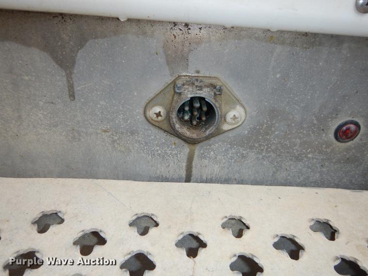 image for item DE1730 2008 Dodge Ram 2500 utility bed pickup truck