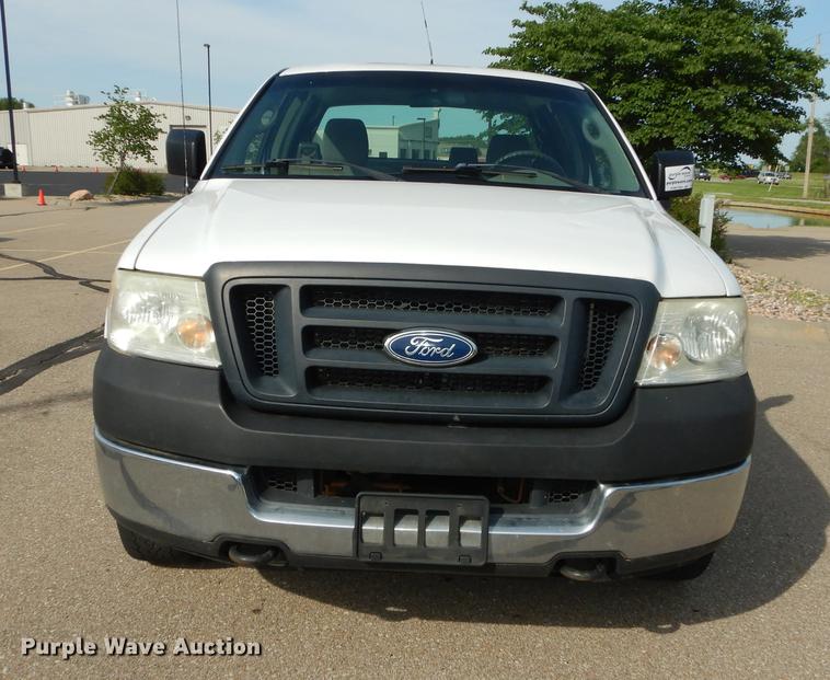 image for item DE1736 2005 Ford F150 SuperCab pickup truck