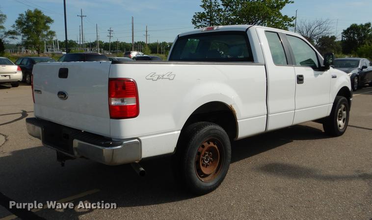 image for item DE1736 2005 Ford F150 SuperCab pickup truck